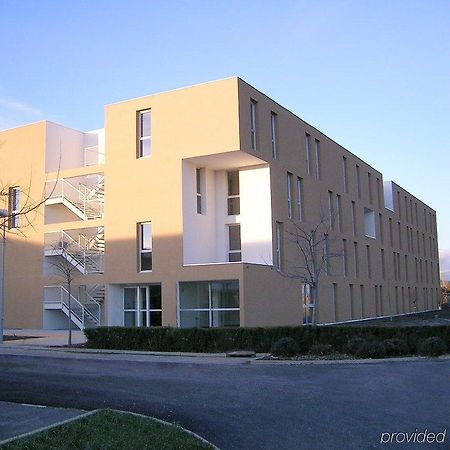 Apparthotel Sejours & Affaires Manosque Bagian luar foto